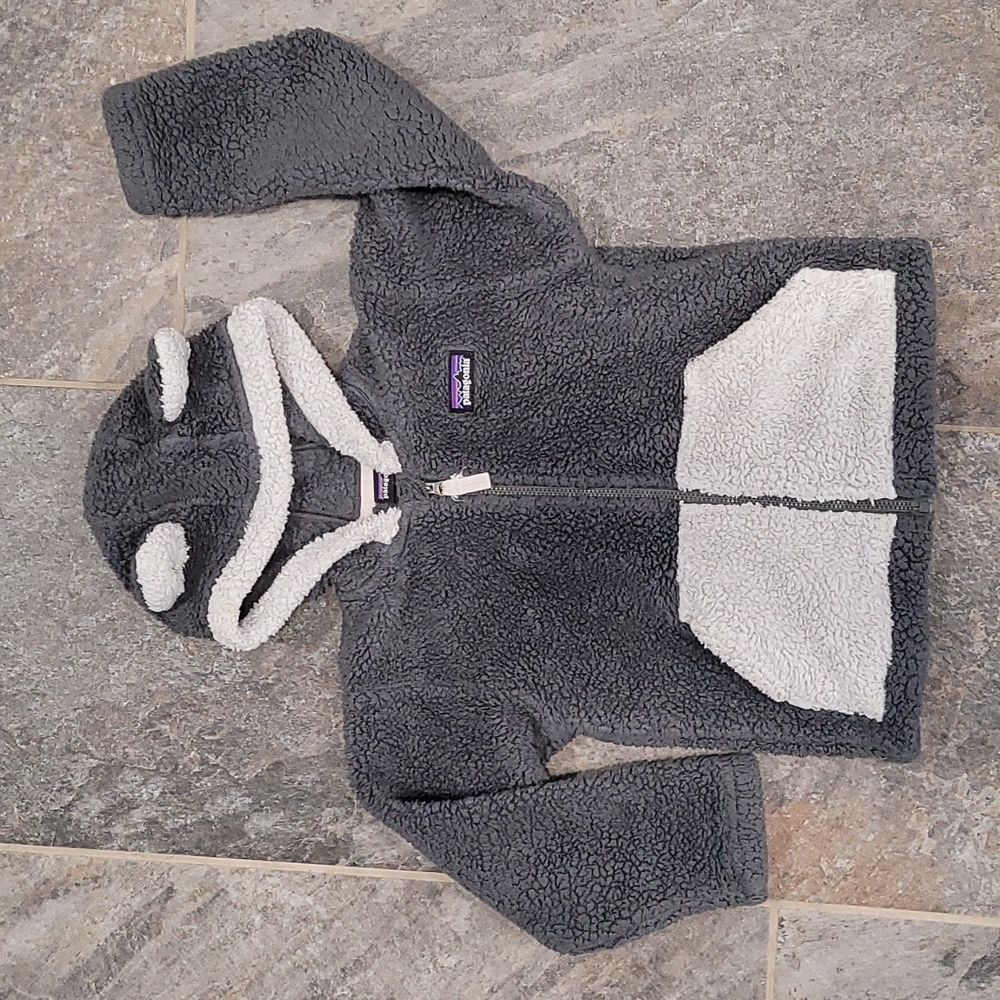 Patagonia hooded fleece coat